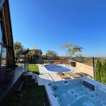 A Frame Pool House *